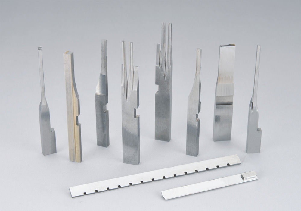 各類(lèi)精密模具零件加工