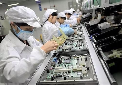 全球最大手機代工廠強勢擴張 5G超大訂單加持，海外建廠與大數據服務并進